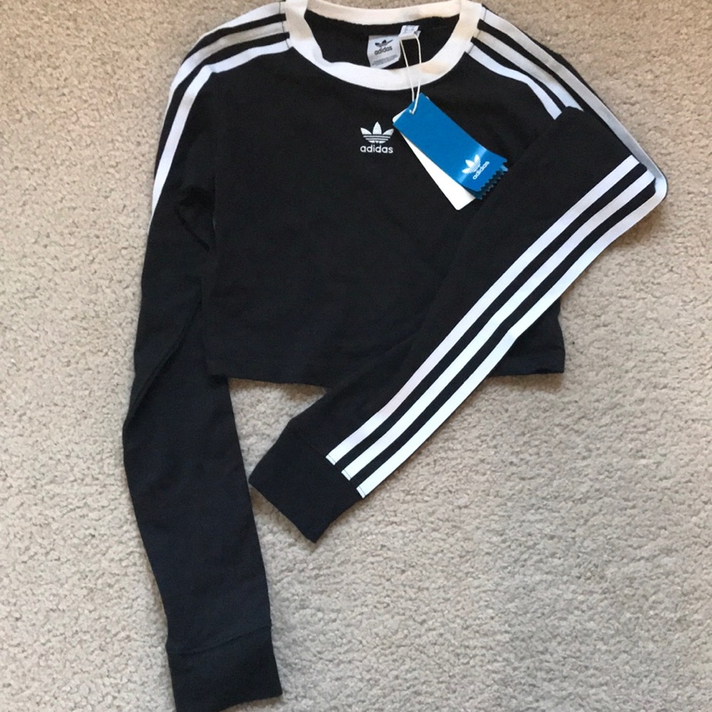 Long sleeve crop top